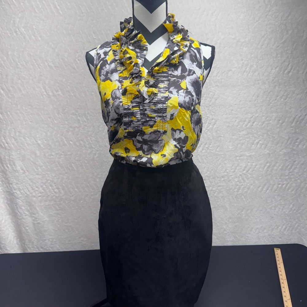 Kendra Silk Floral Ruffle Collar Sleeveless Blouse Yellow Grey Pleated Bib Top